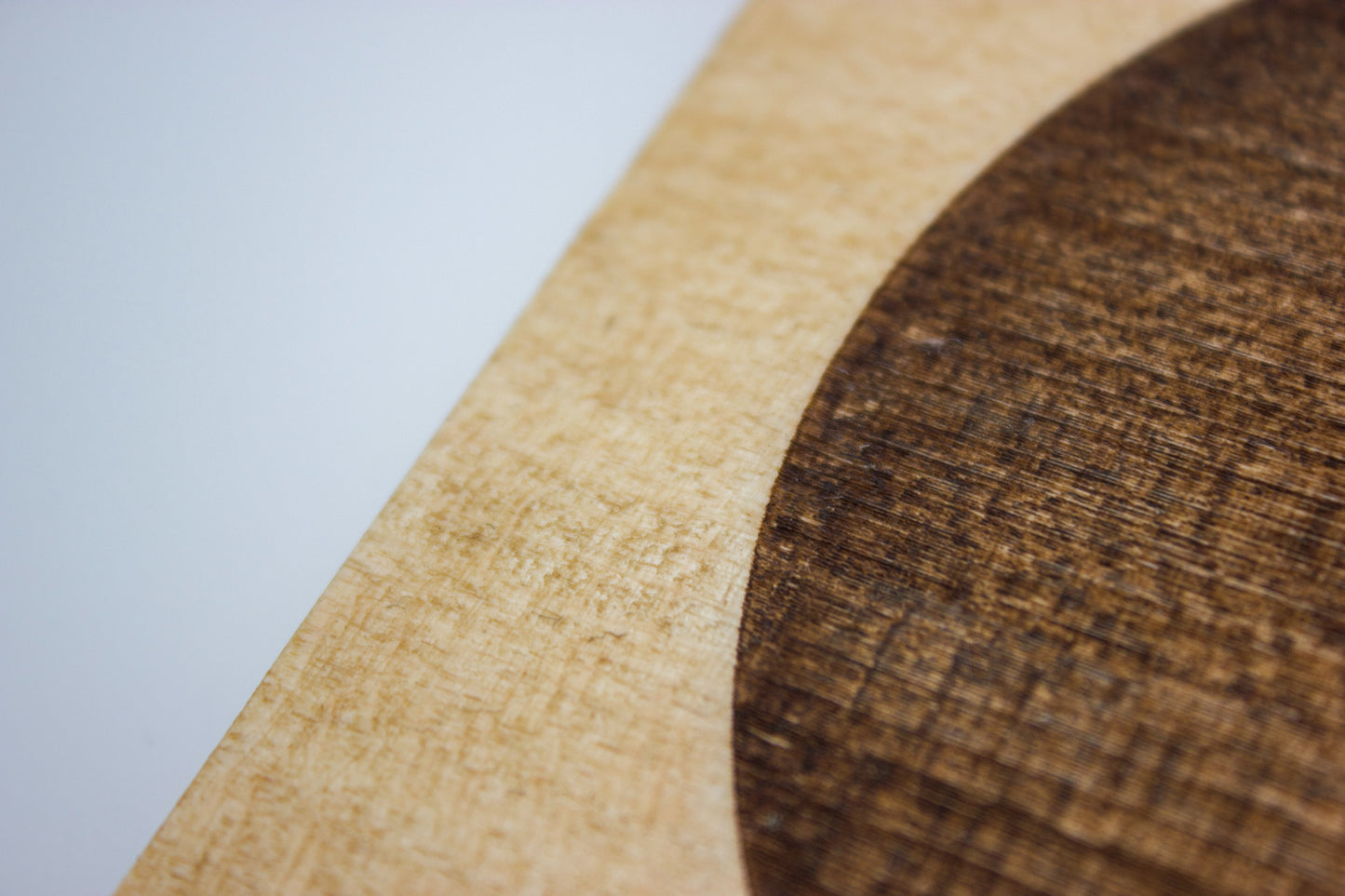 Personalisiertes Ahorn-Kaffeebrett: Ein handgefertigtes Erbstück für Ihre Geschichte.